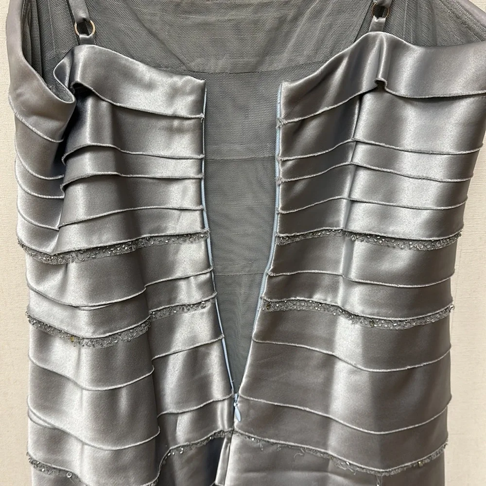 BCBG • VTG MaxAzria Champagne Bandage Dress • Sz 10 - Picture 6 of 12